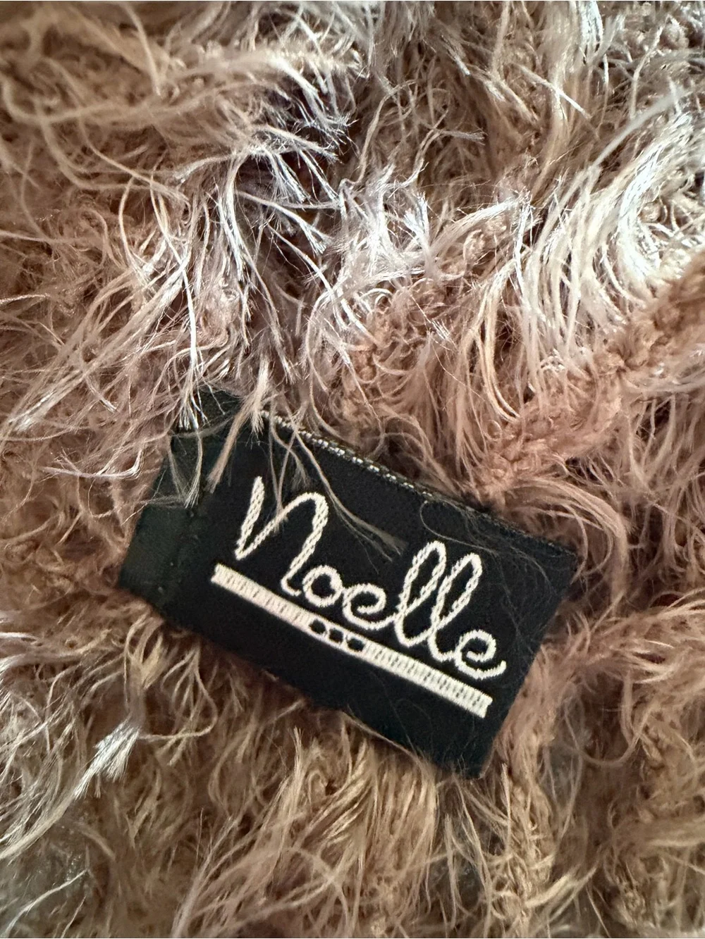 Noelle shaggy cream layer